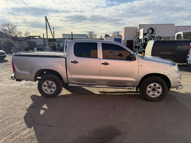Дверь задняя, правая Toyota Hilux