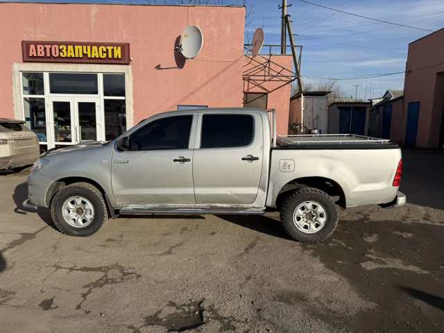 Дверь пассажирская задняя левая 670040K060 TOYOTA