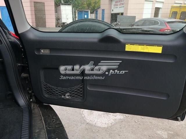 Обшивка-облицовка третей двери 6775042020B0 TOYOTA