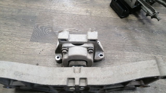 Подушка коробки 68084746AA CHRYSLER