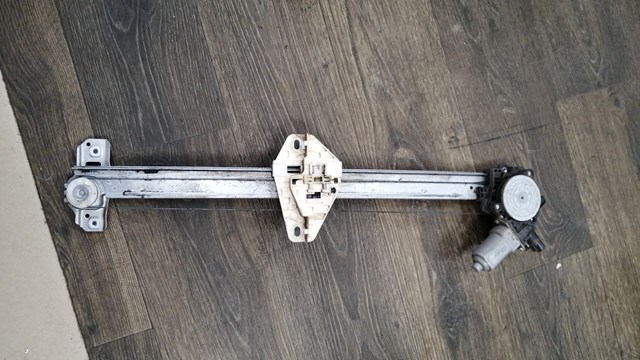 Подъемник механический ветрового стекла 72250SWYE01 HONDA