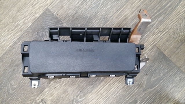 Подушка Айрбег водителя защиты коленей 7390078010C0 TOYOTA