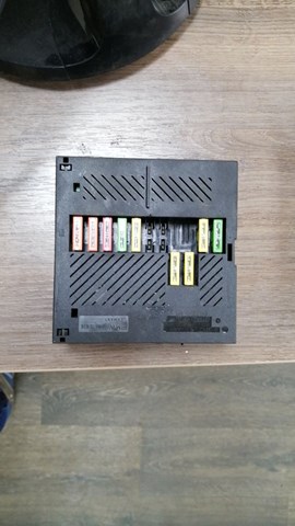 Блок комфорта 7510638 BMW