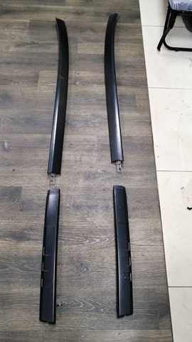 Молдинг крыши, передний правый 75230SWA003 HONDA