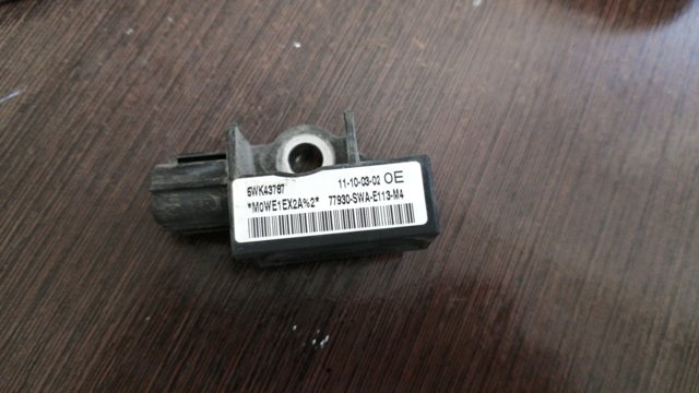 Датчик Эйрбэг передний 77930SWAE11 HONDA