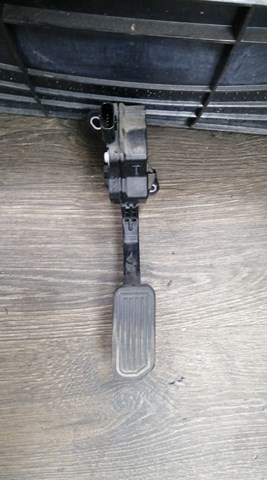 Педали газа 7811042040 TOYOTA