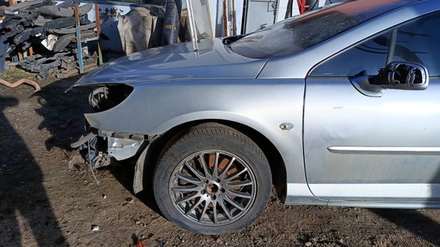 Крыло переднее левое 7840Q5 PEUGEOT