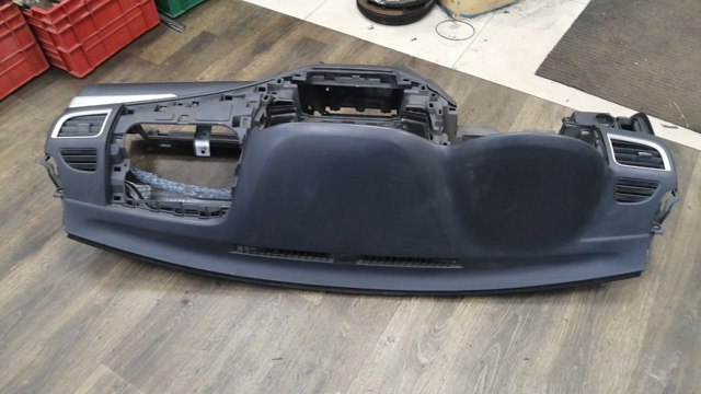 Панель салона передняя "торпедо" 8000A870XA MITSUBISHI
