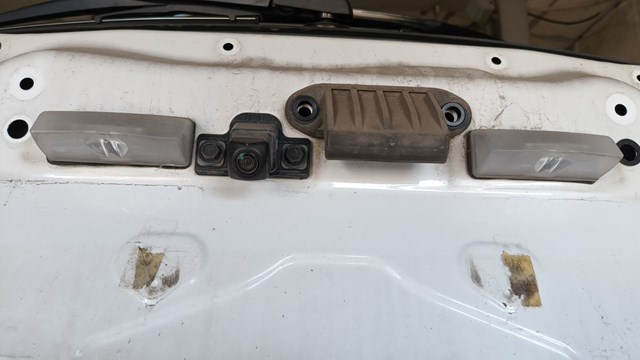 Фонарь освещения номерного знака 8120476010 TOYOTA
