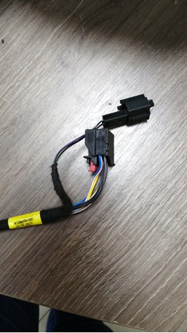 81B857410C9B9 VAG купить в Каменское