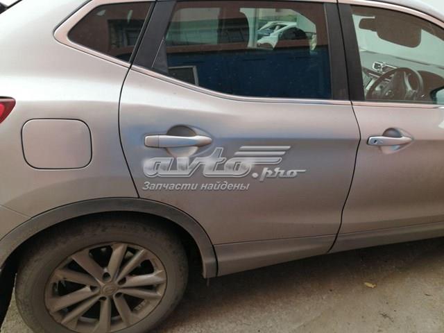 Стекло задней правой двери 823004ET0A NISSAN