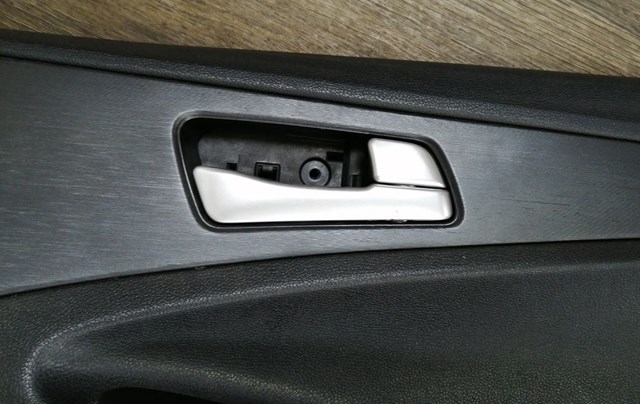 Ручка двери передней внутренняя правая 826203S000 HYUNDAI