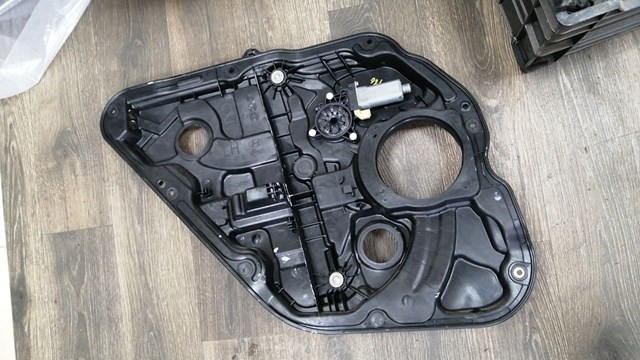 Механизм стеклоподъемника двери задней, левой 834713S001 HYUNDAI