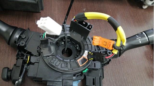 Кольцо подушки безопасности 8430748110 TOYOTA