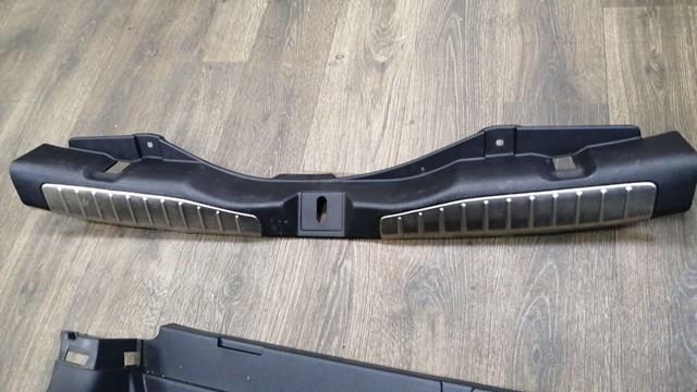 Облицовка задней панели багажника 84640SWWE01ZA HONDA