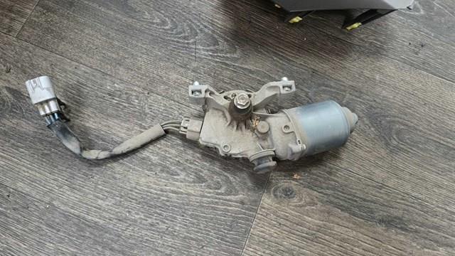 Мотор стеклоочестителя 8511060430 TOYOTA