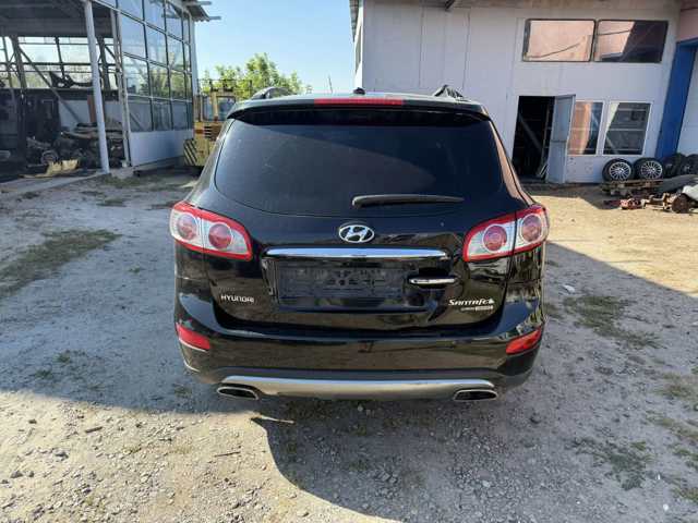 Стекло ляды 871102B020 HYUNDAI