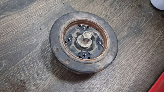90119T0218 Болт шкива коленвала купить Полтава