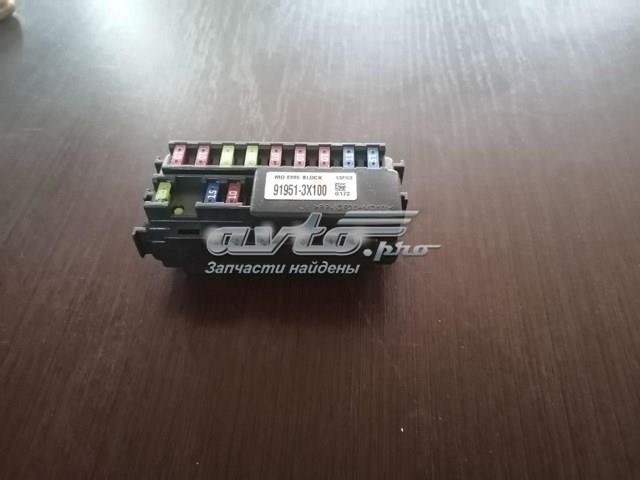 Блок предохранителей и реле 919513X100 HYUNDAI