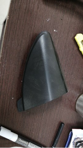 Накладка правого зеркала заднего вида 95215431 GM