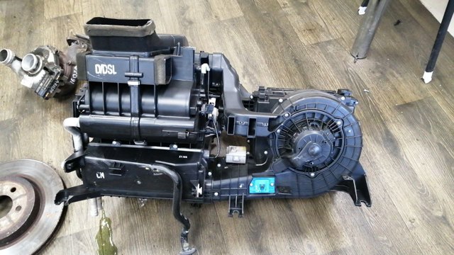 HYUNDAI 971402B000 Испаритель кондиционера в наличии Украина