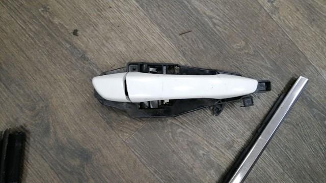 Держатель наружной ручки двери, задней правой 9802977180 PEUGEOT