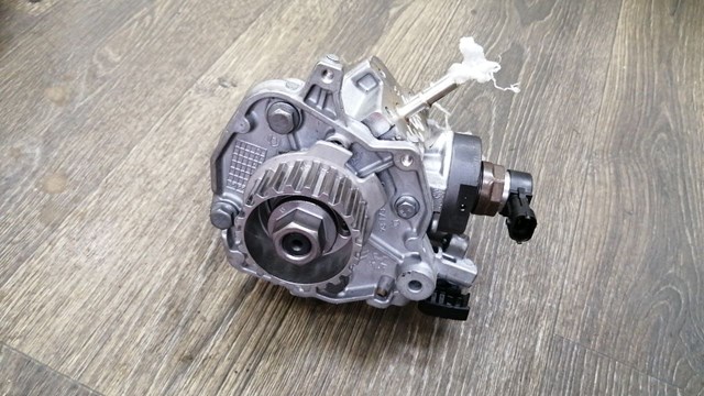 Насос топливный высокого давления 9817903080 PEUGEOT