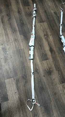 Шторка боковая правая 985P04EA0A NISSAN