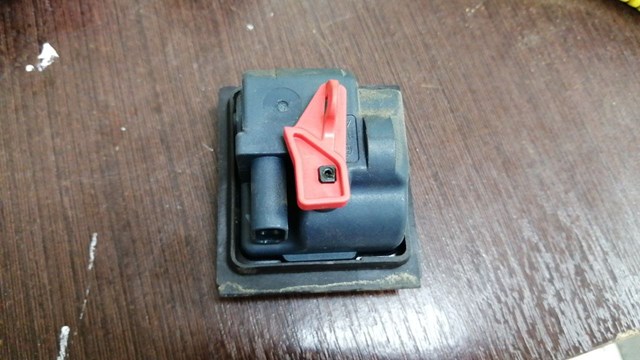 A0008207703 MERCEDES Мотор-привод открытия лючка бака купить в Павлоград