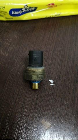 MERCEDES A0045421618 Датчик давления топлива в наличии Одесса