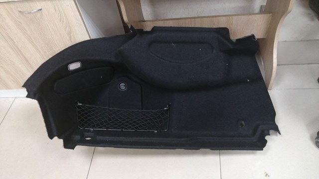 Облицовка багажного отсека, левая A11769073009E83 MERCEDES