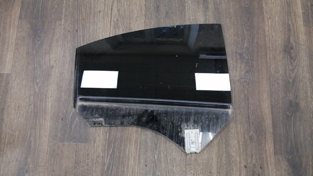 Окно задней двери A1177350410 MERCEDES