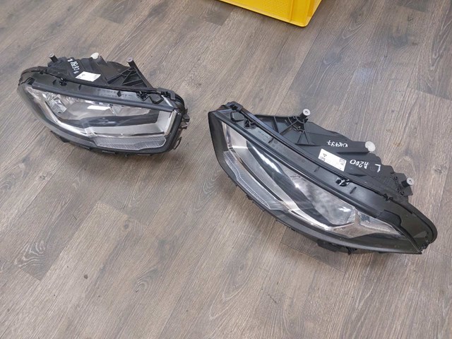 A1779062200 MERCEDES Правая фара купить в Винница