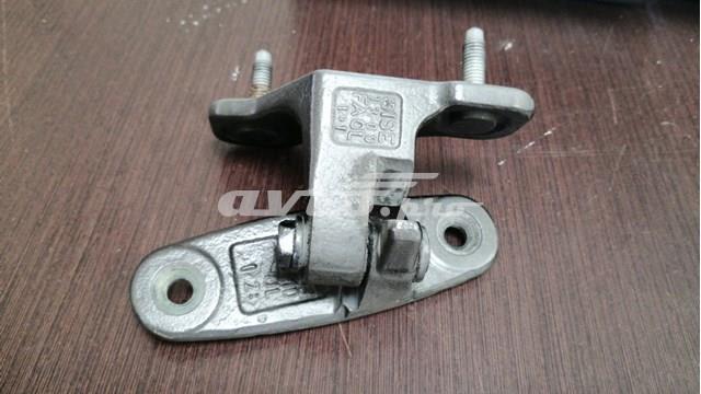 A2047201537 MERCEDES Петля двери передней левой купить в Ужгород