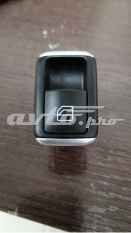 Кнопка подъемника переднего правого стекла A20490581029107 MERCEDES