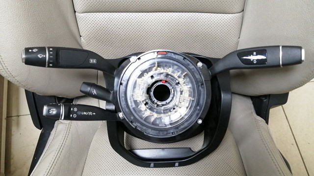 Переключатель подрулевой A20590027239051 MERCEDES