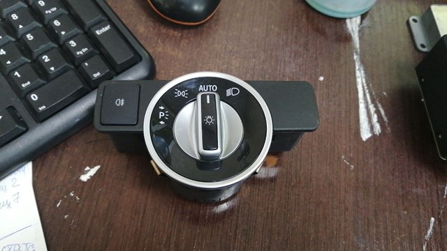 Переключатель света фар на "торпедо" A21290505519107 MERCEDES