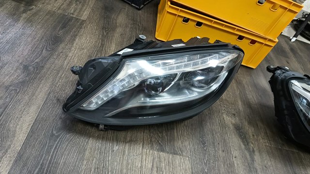MERCEDES A2229061704 Левая фара в наличии Ужгород
