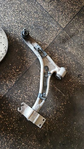MERCEDES A2463330100 Сайлентблок переднего нижнего рычага в наличии Хмельницкий