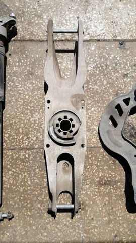 Рычаги задней подвески A2463520202 MERCEDES