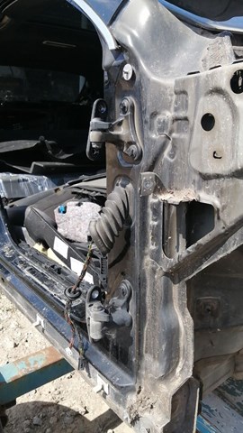 Завеса двери передней правой A2467201237 MERCEDES