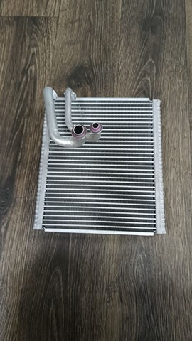 Радиатор испарителя кондиционера A2478309502 MERCEDES