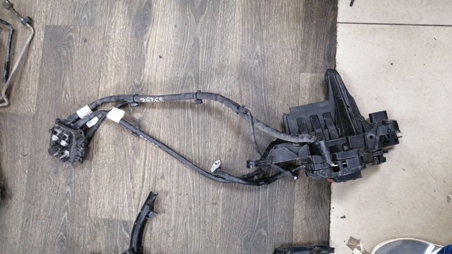 MERCEDES A2535409515 Блок предохранителей в наличии Львов