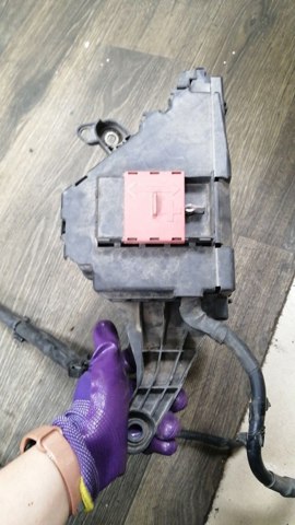 Панель предохранителей A2535409515 MERCEDES