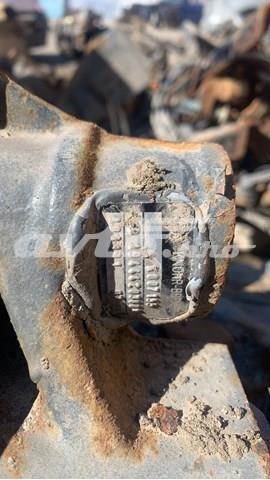 MERCEDES A9444203801 Суппорт тормозной передний правый в наличии Киев