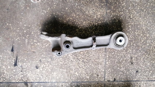 Передний нижний рычаг C2P19954 JAGUAR