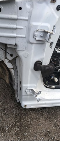 MAZDA D46158210A Петля двери передней левой в наличии Ровно