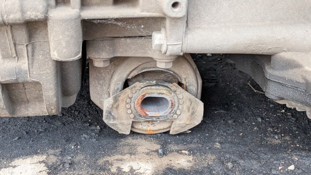 Подушка коробки передач IAF500030 LAND ROVER