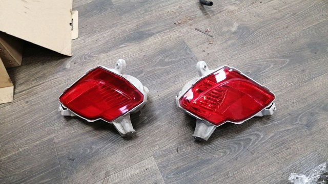 d KD53-51-660A Mazda Фонарь противотуманный задний левый