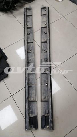 Накладка (молдинг) порога наружная правая KD5351P40C MAZDA